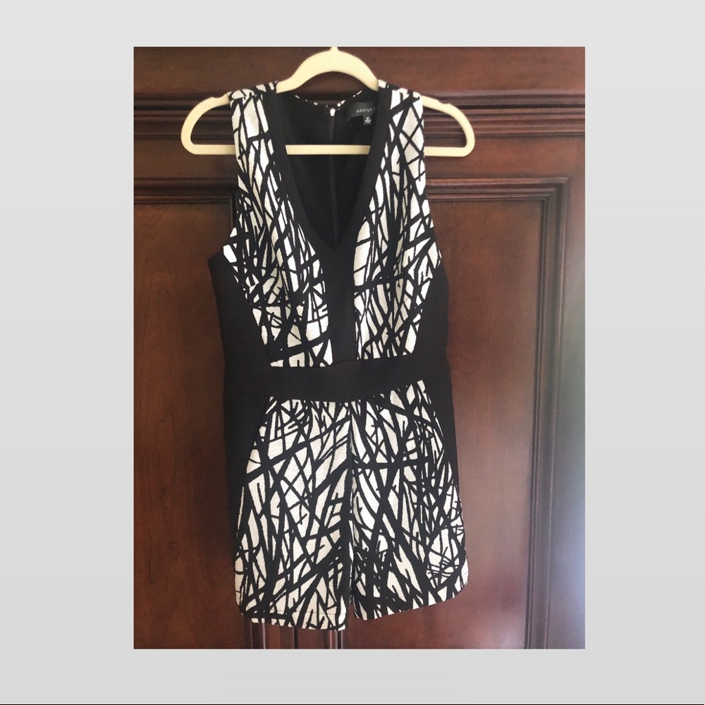 Adelen Rae romper - Picture 3 of 4